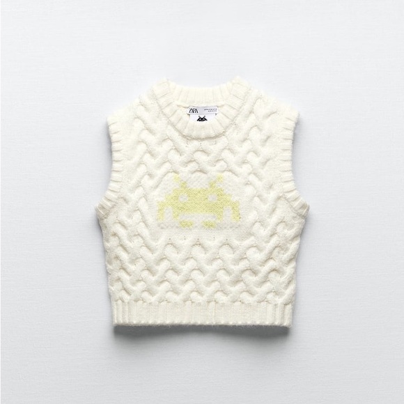 Zara Women's Space Invaders Taito Sweater Knit Short Vest - Picture 4 of 11